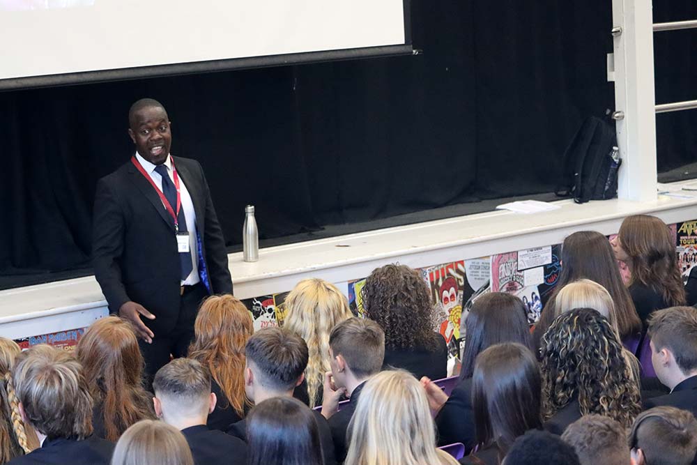 An image of Stephen Seki, inspirational speaker, talking to Year 11 students at Penrice.